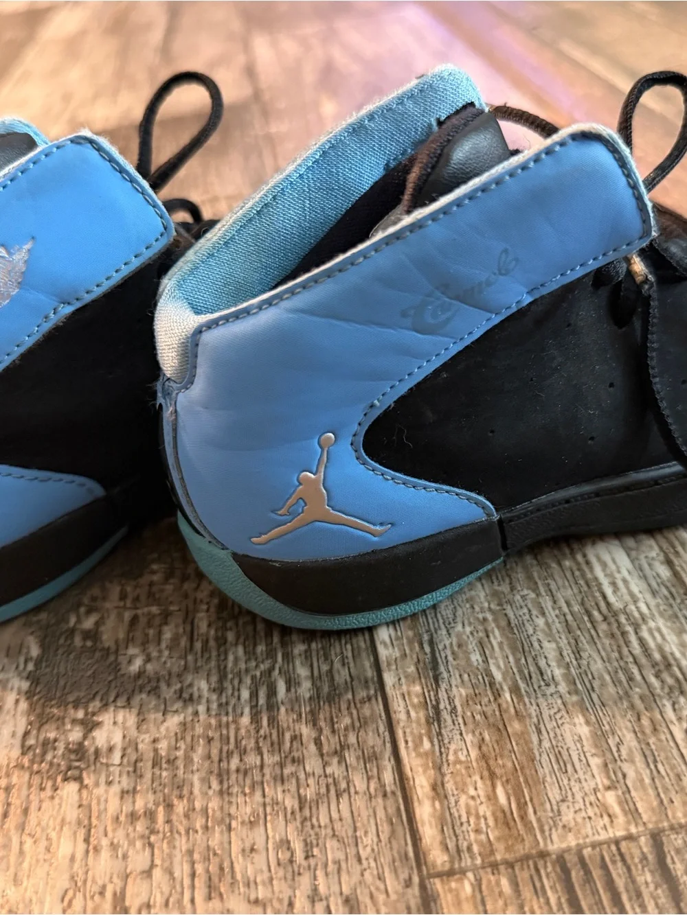Jordan Kids High-Top Sneakers in Black and Blue